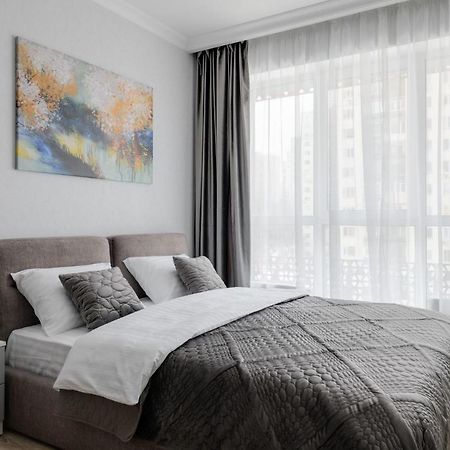 Modern New Cozy Apartment Kvartet Railway Station Kiev Dış mekan fotoğraf